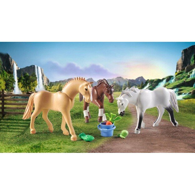 Playmobil - Three Horses with Saddles (71356)