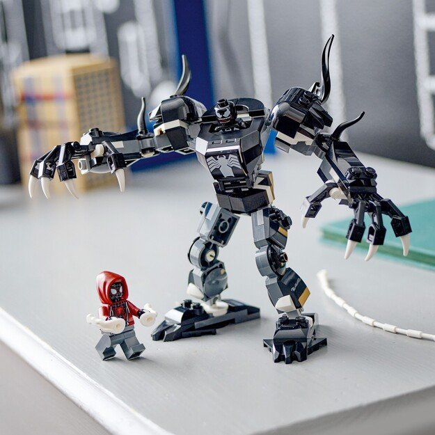 LEGO Super Heroes - Venom Mech Armor vs. Miles Morales (76276)