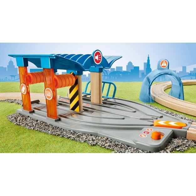 BRIO - Smart Tech Sound Train Service Station (33975)