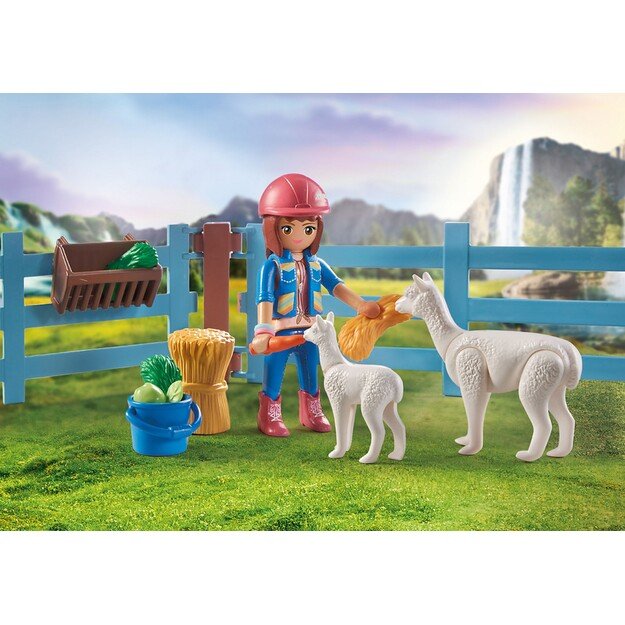 Playmobil - Horse Stall with Amelia and Whisper  (71353)