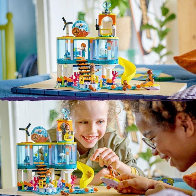 LEGO Friends - Sea Rescue Center (41736)