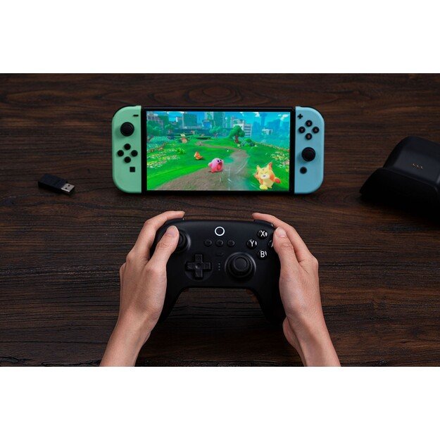 8BitDo Ultimate Controller with Charging Dock BT - Black