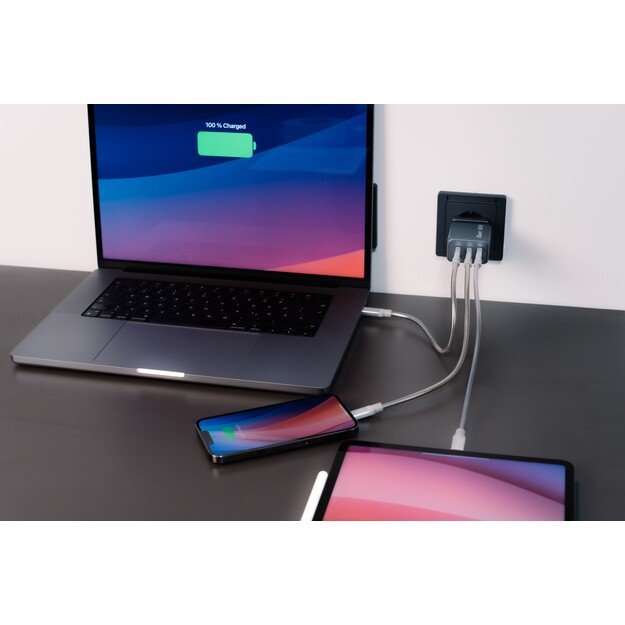 Verbatim - GNC-65 GaN Charger 3 Port 65W USB-A/USB-C