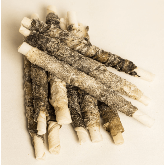 Faunakram - Snack Rawhide Stick with Fishskin Wrap 300 g. - (10808-70)