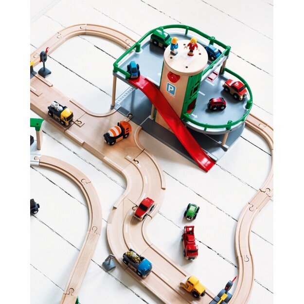 BRIO - Parking Garage (33204)