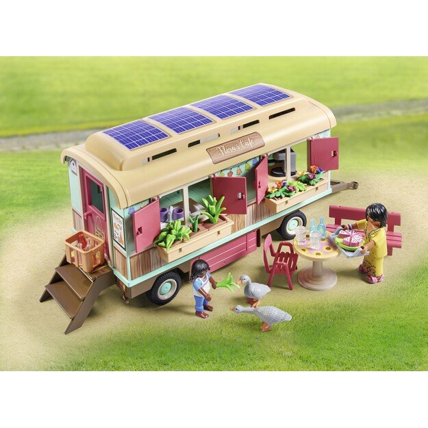 Playmobil - Cosy Cafe with Vegetable Garden (71441)