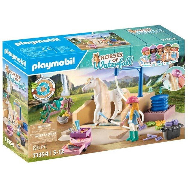 Playmobil - Washing Station with Isabella and Lioness (71354)