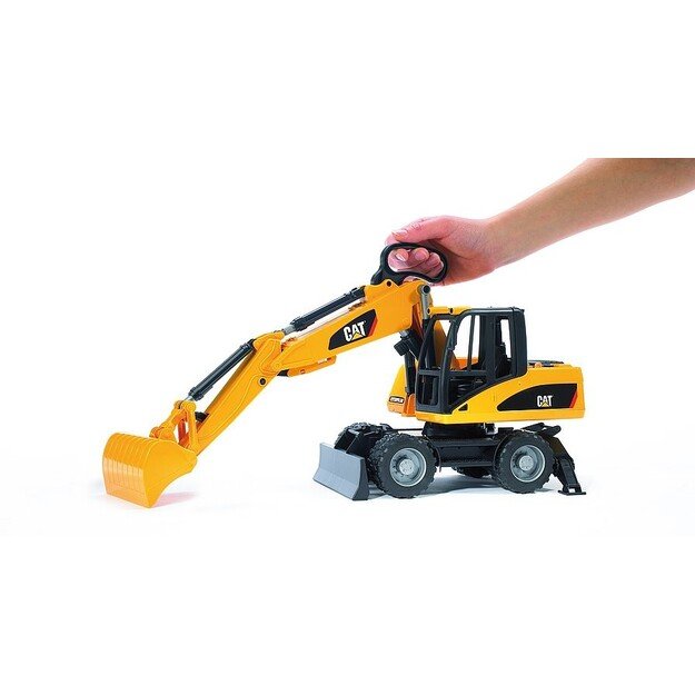 Bruder - Wheel Excavator CAT (02445)