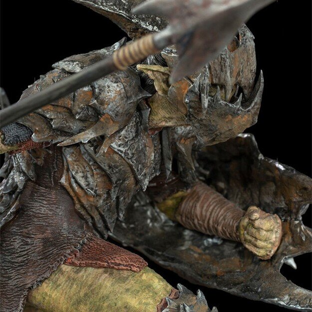 The Lord of the Rings - Armored Orc Statue Art Scale 1/10