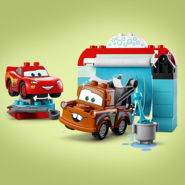 LEGO DUPLO - Lightning McQueen & Mater's Car Wash Fun (10996)