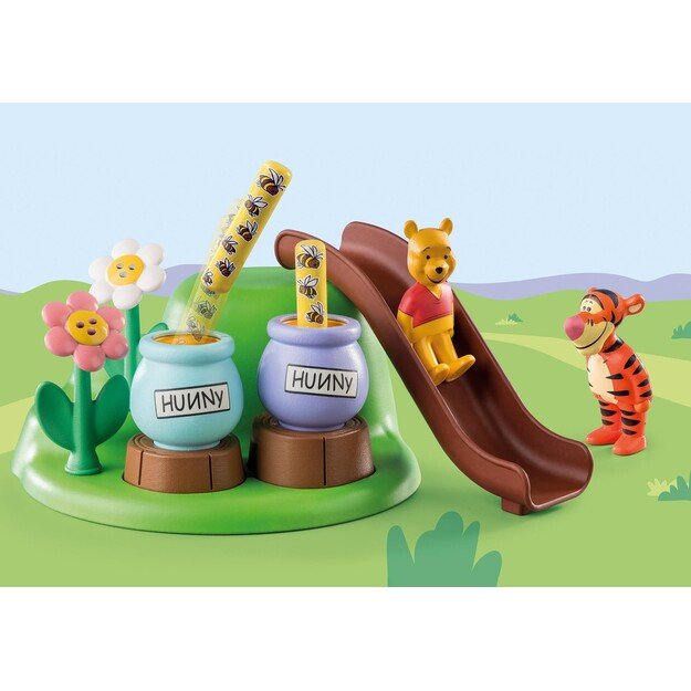 Playmobil - 1.2.3 & Disney: Winnie's & Tigger's Bee Garden (71317)