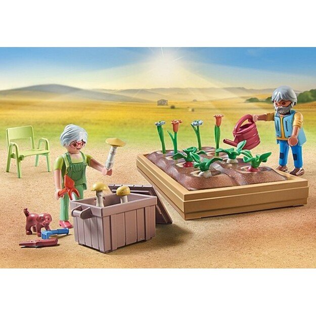 Playmobil - Idyllic vegetable garden with grandparents (71443)