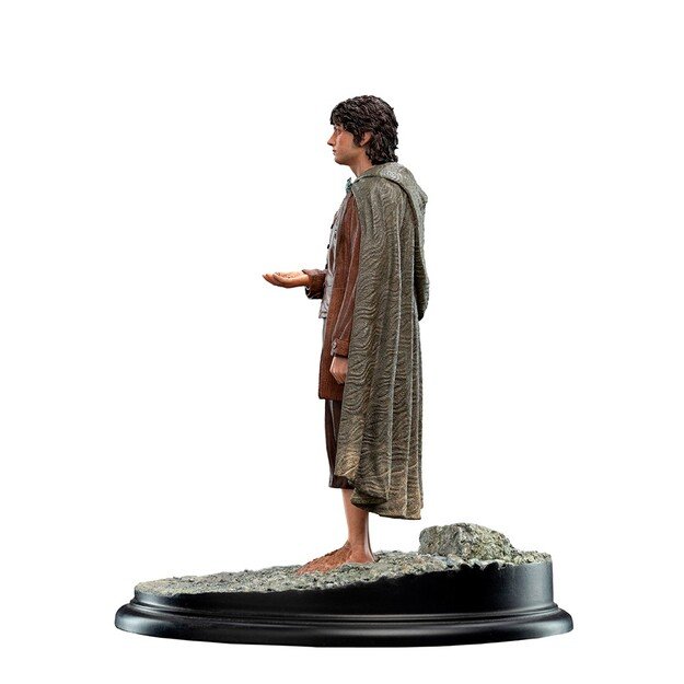 The Lord of the Rings Trilogy - Frodo Baggins, Ringbearer Classic Series Statue 1:6 Scale