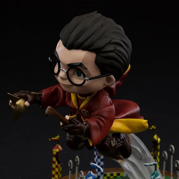 Harry Potter - At the Quiddich Match Figure