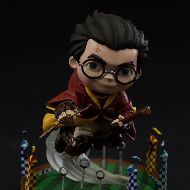 Harry Potter - At the Quiddich Match Figure