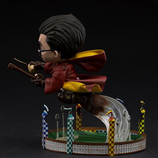 Harry Potter - At the Quiddich Match Figure