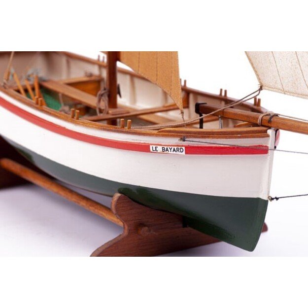 Billing Boats - LE BAYARD - Wooden hull (428838)