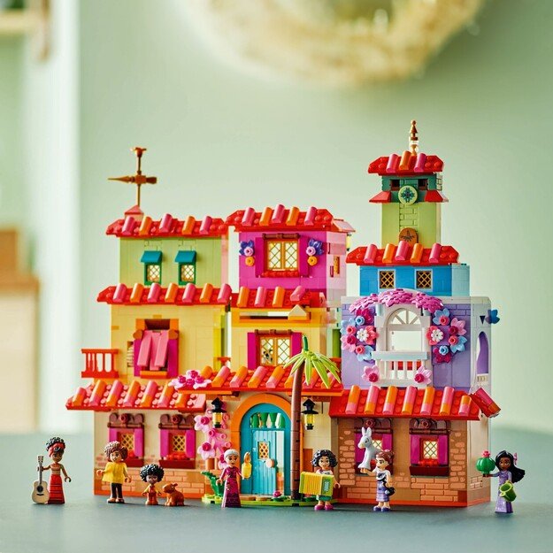 LEGO Disney - The Magical Madrigal House (43245)