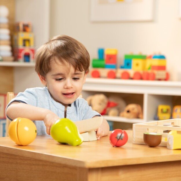 Melissa & Doug - Cutting Fruit (4021)