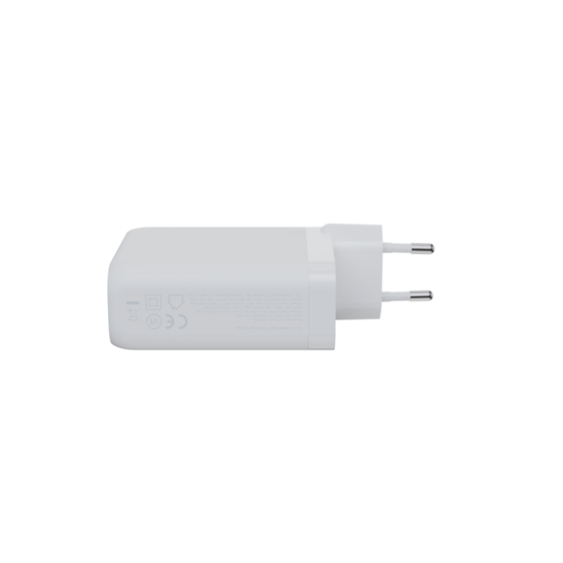 Xtorm - 140W GaN2 Ultra Home Charger 3xUSB-C/USB-A White