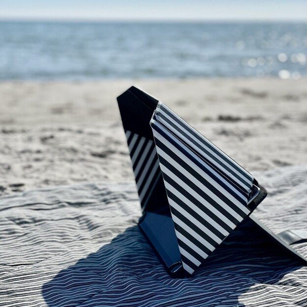 Philbert - Sun Shade & Privacy Cover iPad/Tablet 9,7''-11'', Striped