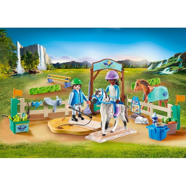 Playmobil - Modern riding school (71637)