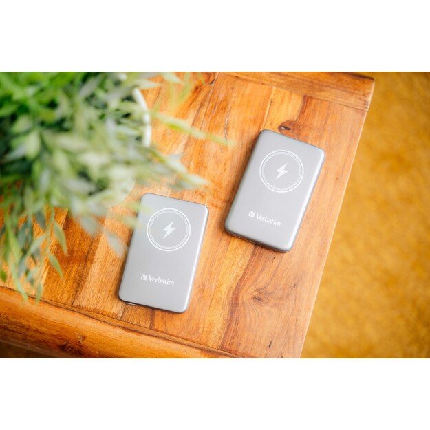 Verbatim - Charge ´n´ Go Magnetic Wireless Power Bank 10000