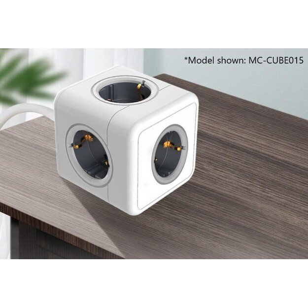 MicroConnect - 4 Way Schuko, 2 USB Ports Power Cube - With 1,5m Cable