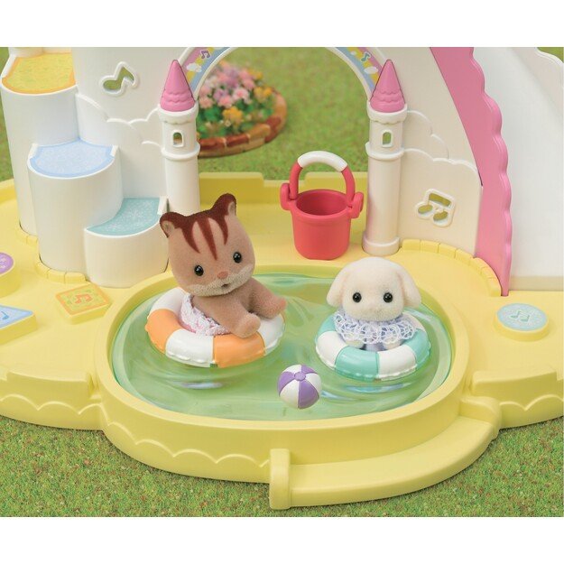 Sylvanian Families - Kindergarten Sandbox & Wading Pool (5746)