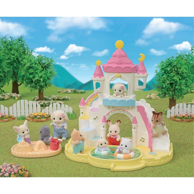 Sylvanian Families - Kindergarten Sandbox & Wading Pool (5746)