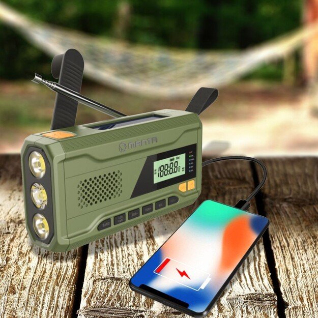 Manta - Portable Emergency crank FM Radio, Solar Power Bank, Flashlight