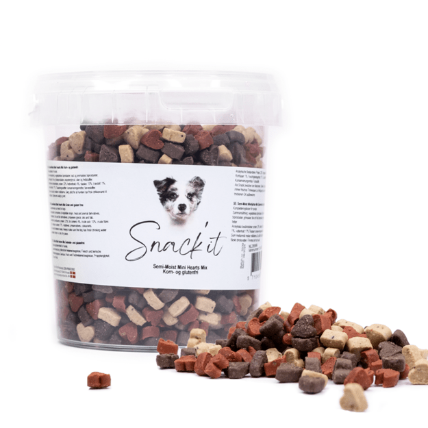 Snack'it - Semi-Moist Mini Hearts Mix 500g -(01-907)