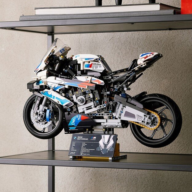 LEGO Technic - BMW M 1000 RR (42130)